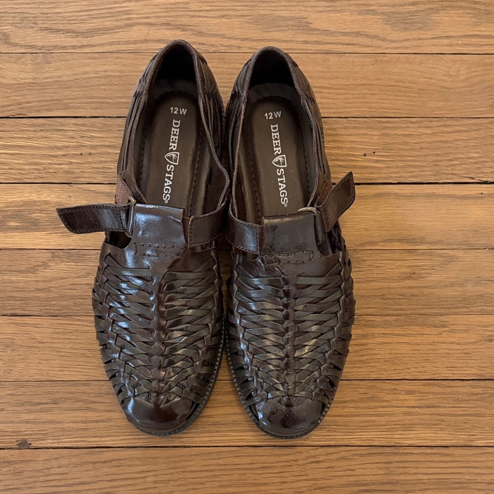 Deer stags 12 wide sandal